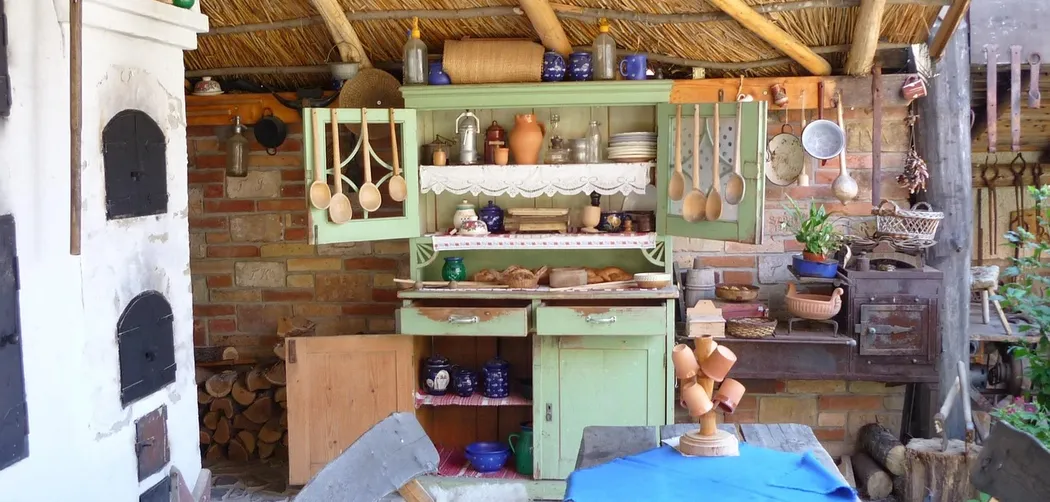 Tidy Up Your Kitchen Cabinets in 5 Easy Steps 3