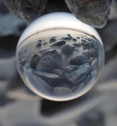 round mirror